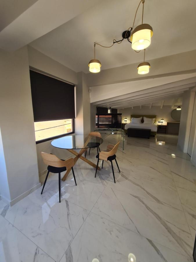 Ilia'S Luxury Suites - Adults Only Xylókastro Eksteriør bilde